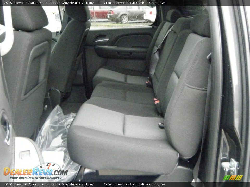 2010 Chevrolet Avalanche LS Taupe Gray Metallic / Ebony Photo #11