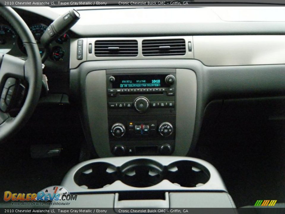 2010 Chevrolet Avalanche LS Taupe Gray Metallic / Ebony Photo #15