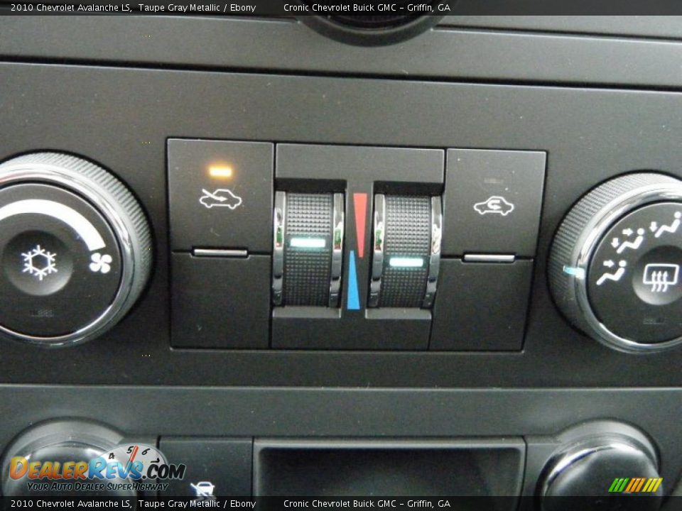 2010 Chevrolet Avalanche LS Taupe Gray Metallic / Ebony Photo #19