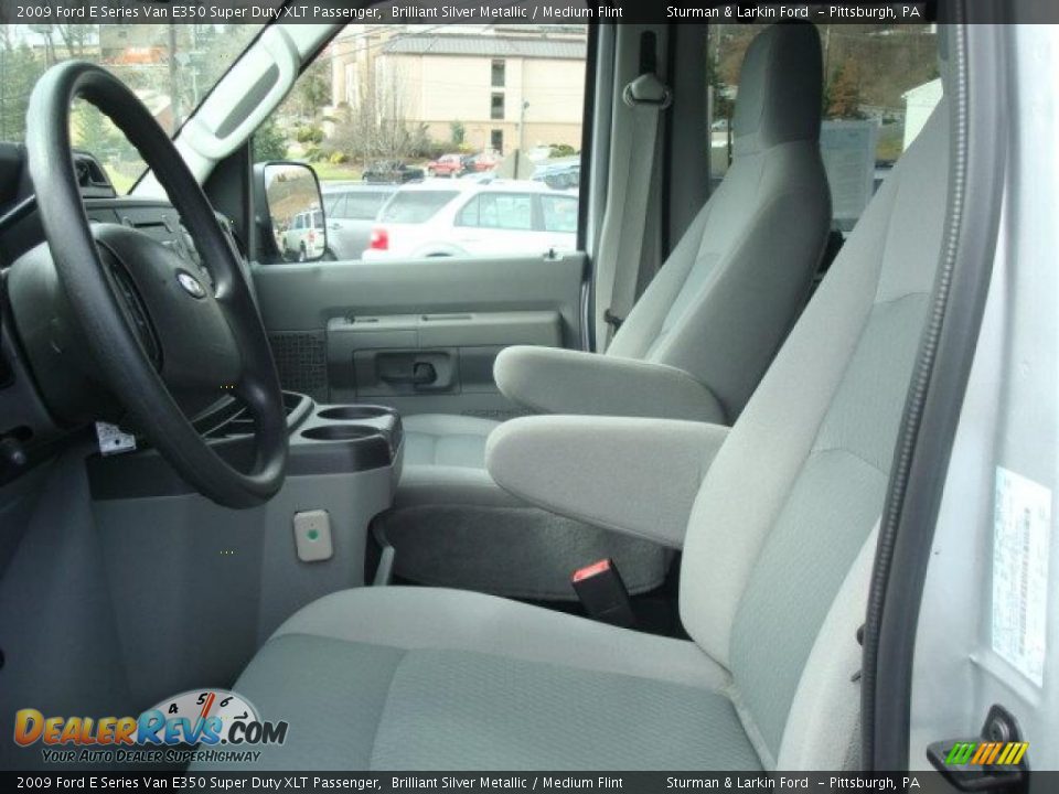 2009 Ford E Series Van E350 Super Duty XLT Passenger Brilliant Silver Metallic / Medium Flint Photo #7