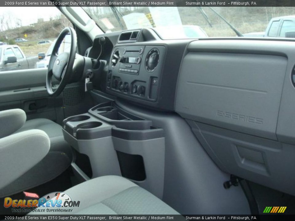2009 Ford E Series Van E350 Super Duty XLT Passenger Brilliant Silver Metallic / Medium Flint Photo #8