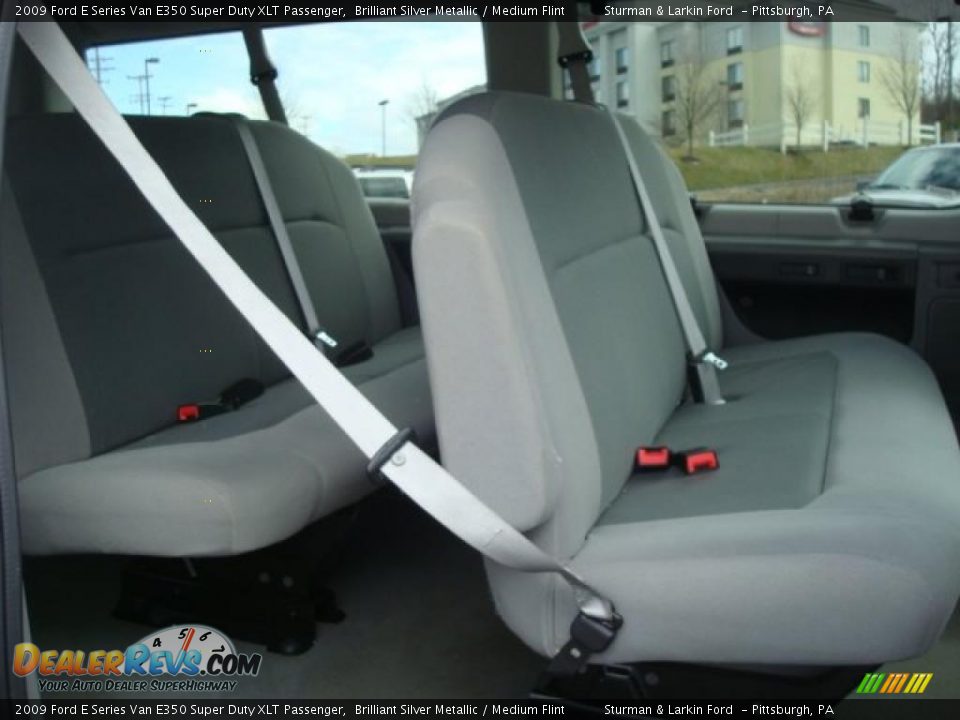 2009 Ford E Series Van E350 Super Duty XLT Passenger Brilliant Silver Metallic / Medium Flint Photo #14