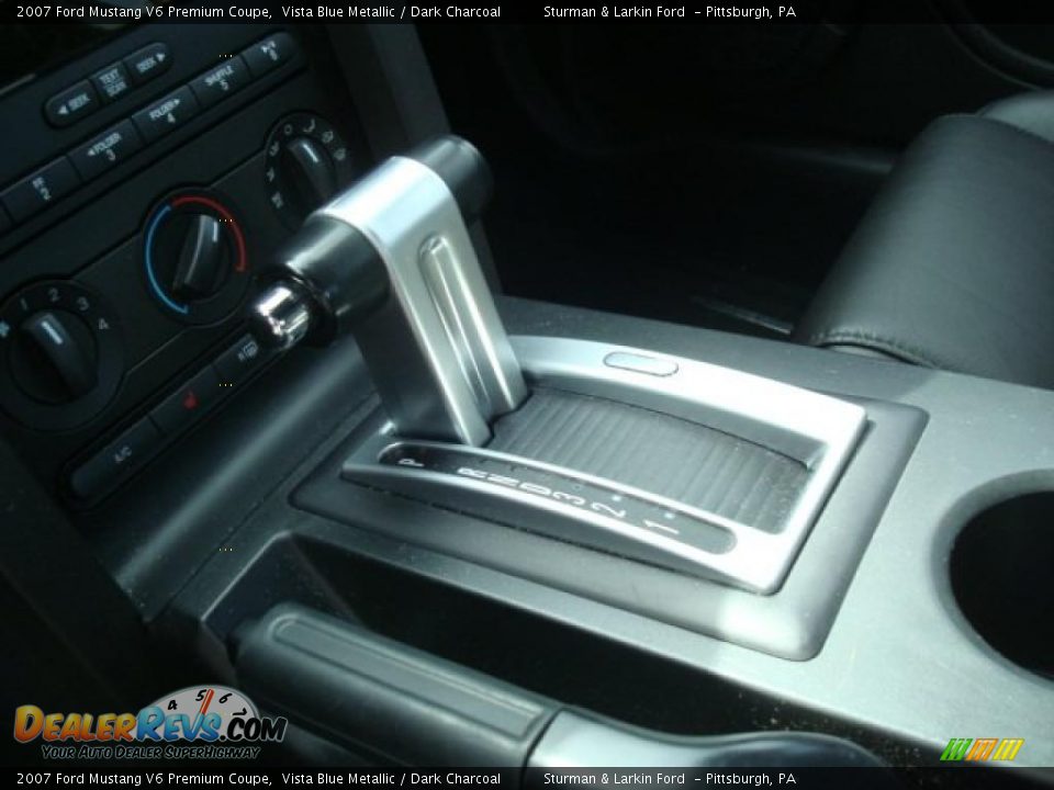 2007 Ford Mustang V6 Premium Coupe Vista Blue Metallic / Dark Charcoal Photo #16