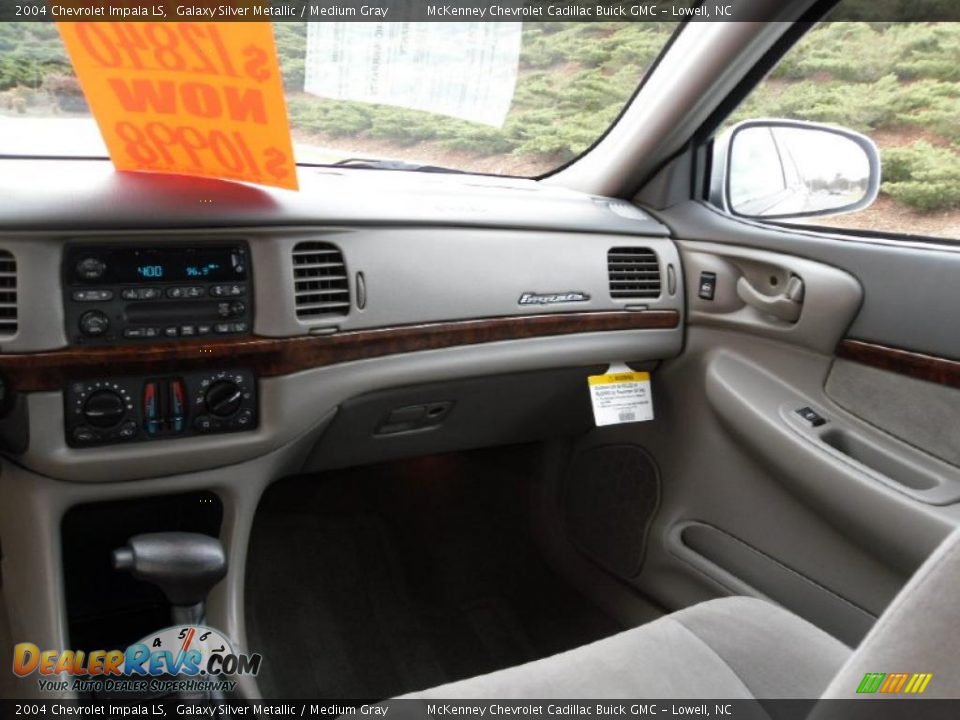 2004 Chevrolet Impala LS Galaxy Silver Metallic / Medium Gray Photo #16