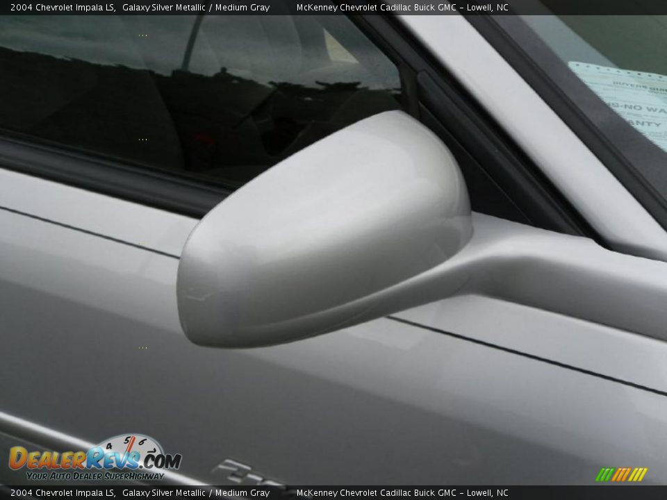 2004 Chevrolet Impala LS Galaxy Silver Metallic / Medium Gray Photo #23