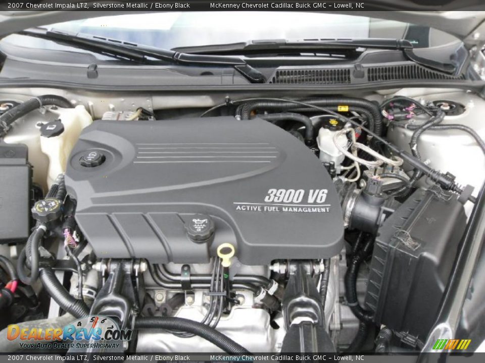 2007 Chevrolet Impala LTZ Silverstone Metallic / Ebony Black Photo #25