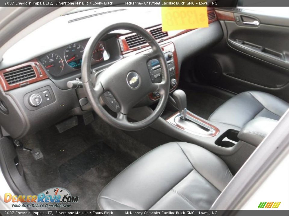 2007 Chevrolet Impala LTZ Silverstone Metallic / Ebony Black Photo #27