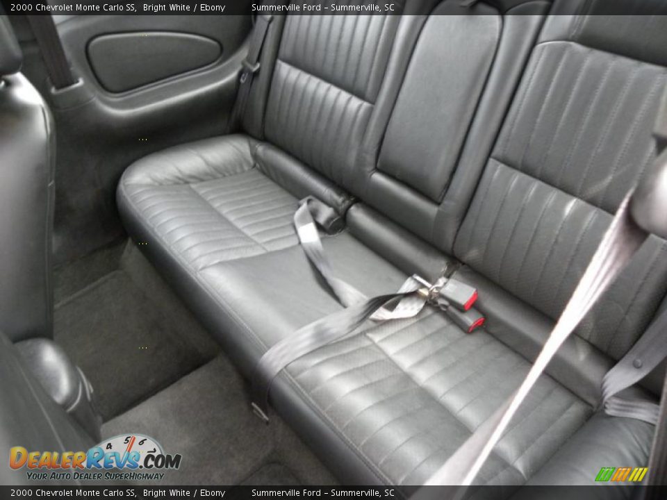 2000 Chevrolet Monte Carlo SS Bright White / Ebony Photo #5