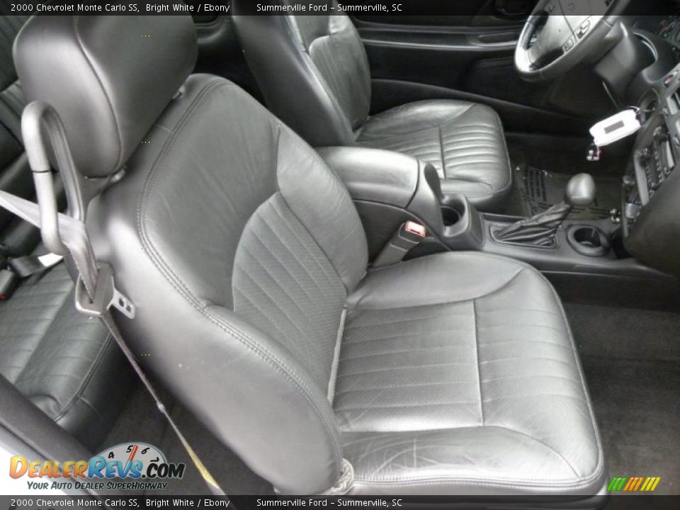 2000 Chevrolet Monte Carlo SS Bright White / Ebony Photo #8