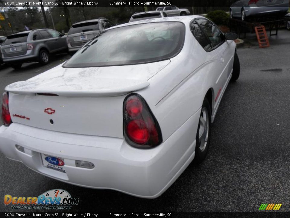 2000 Chevrolet Monte Carlo SS Bright White / Ebony Photo #11