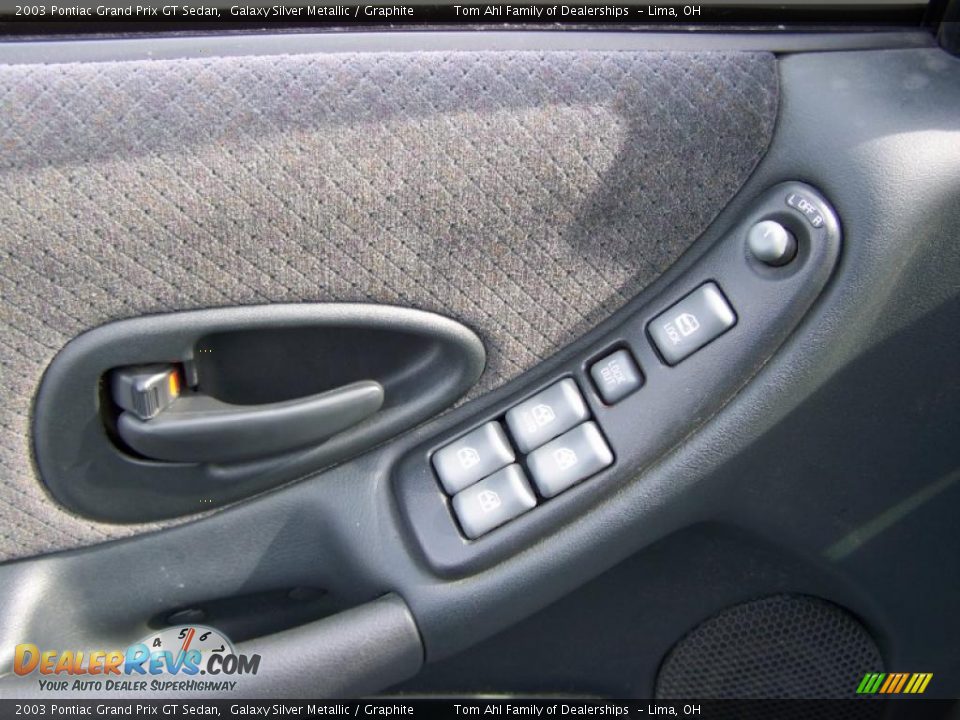 2003 Pontiac Grand Prix GT Sedan Galaxy Silver Metallic / Graphite Photo #10
