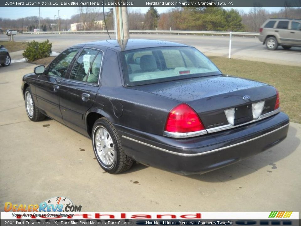 2004 Ford Crown Victoria LX Dark Blue Pearl Metallic / Dark Charcoal Photo #4