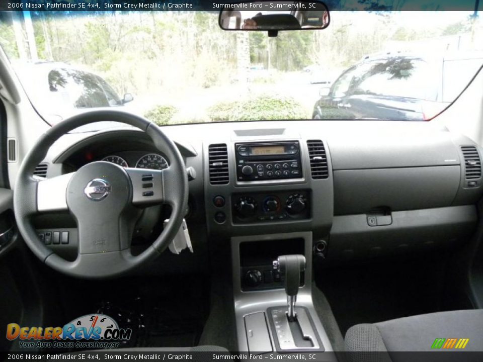 2006 Nissan Pathfinder SE 4x4 Storm Grey Metallic / Graphite Photo #3