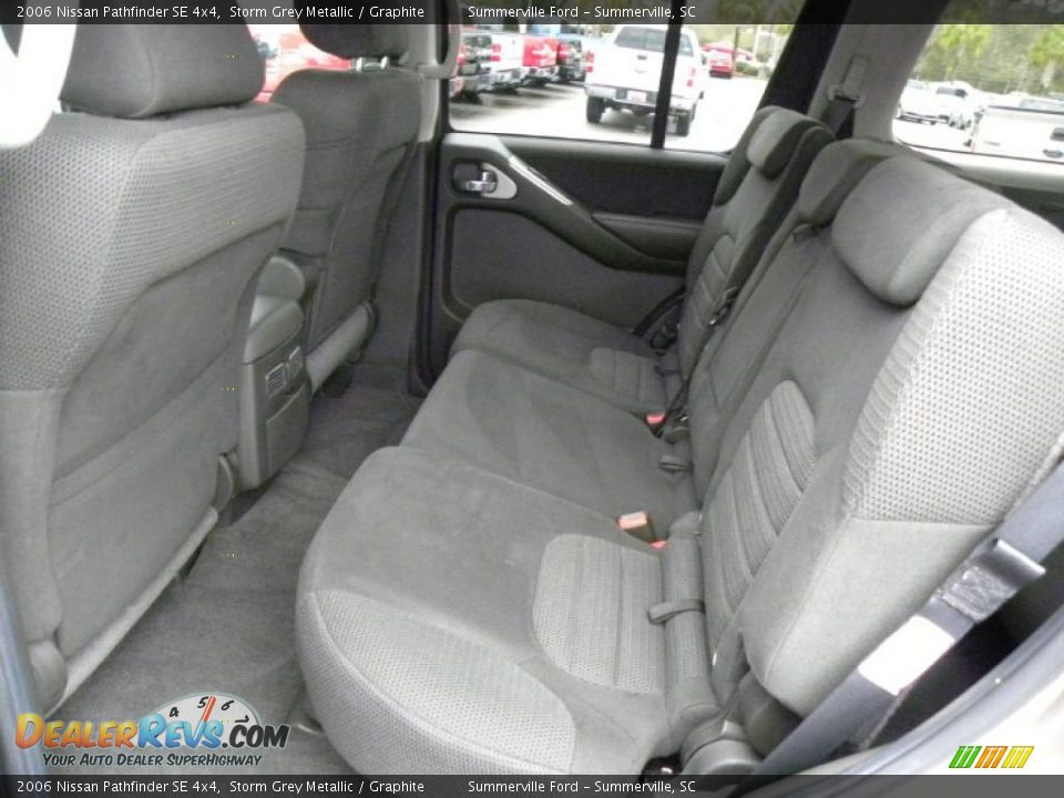 2006 Nissan Pathfinder SE 4x4 Storm Grey Metallic / Graphite Photo #6