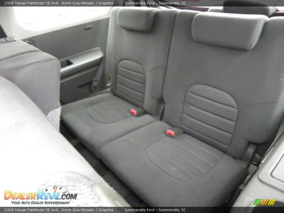 2006 Nissan Pathfinder SE 4x4 Storm Grey Metallic / Graphite Photo #7