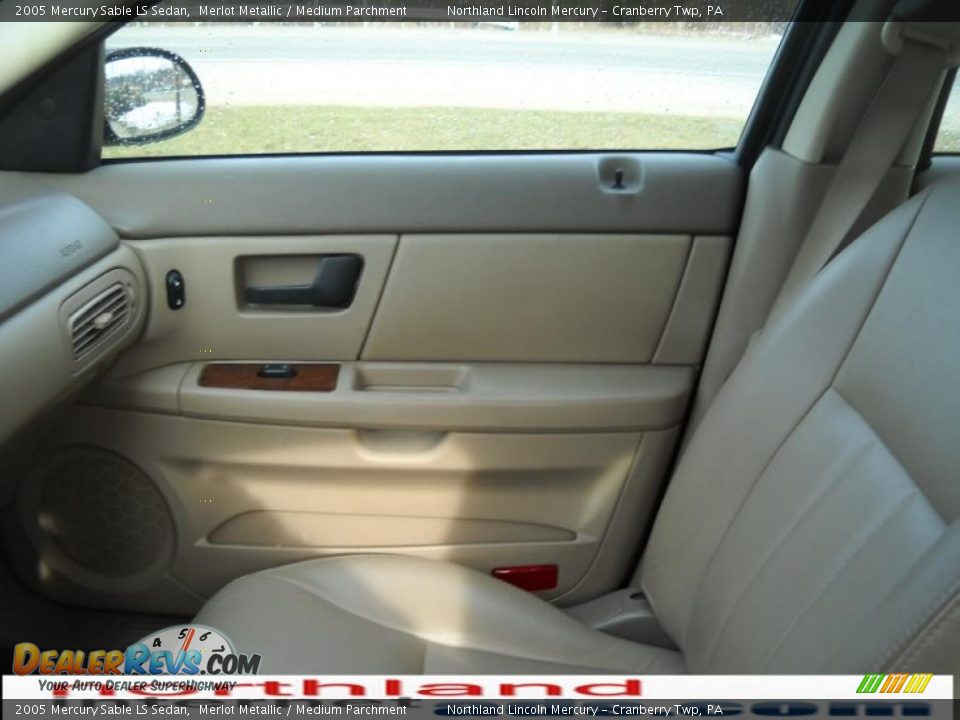 2005 Mercury Sable LS Sedan Merlot Metallic / Medium Parchment Photo #8
