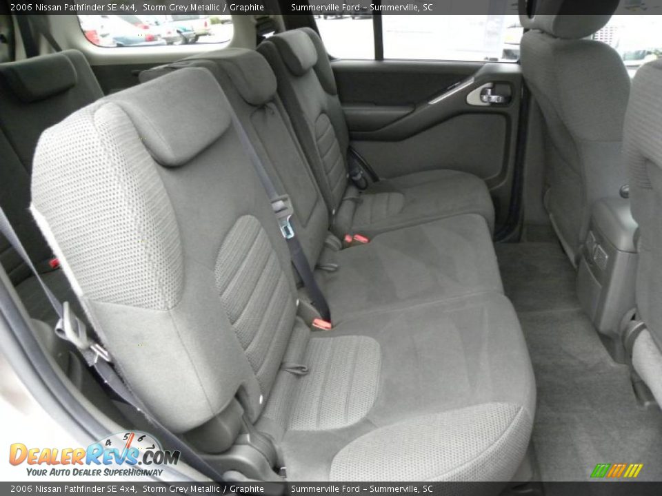 2006 Nissan Pathfinder SE 4x4 Storm Grey Metallic / Graphite Photo #11