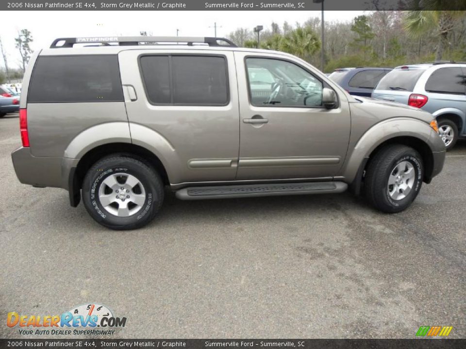 2006 Nissan Pathfinder SE 4x4 Storm Grey Metallic / Graphite Photo #13