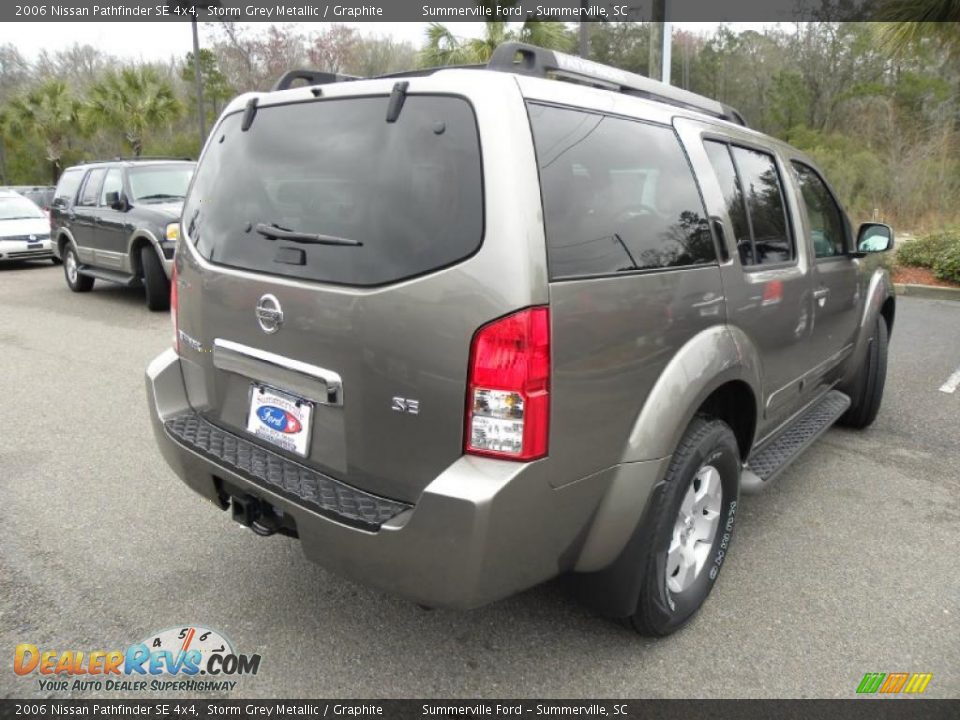 2006 Nissan Pathfinder SE 4x4 Storm Grey Metallic / Graphite Photo #14