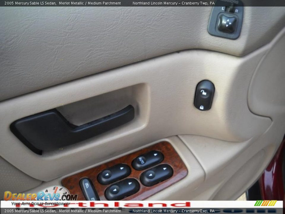 2005 Mercury Sable LS Sedan Merlot Metallic / Medium Parchment Photo #15