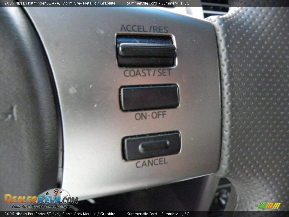 2006 Nissan Pathfinder SE 4x4 Storm Grey Metallic / Graphite Photo #23