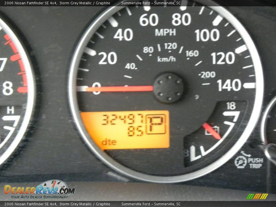 2006 Nissan Pathfinder SE 4x4 Storm Grey Metallic / Graphite Photo #25
