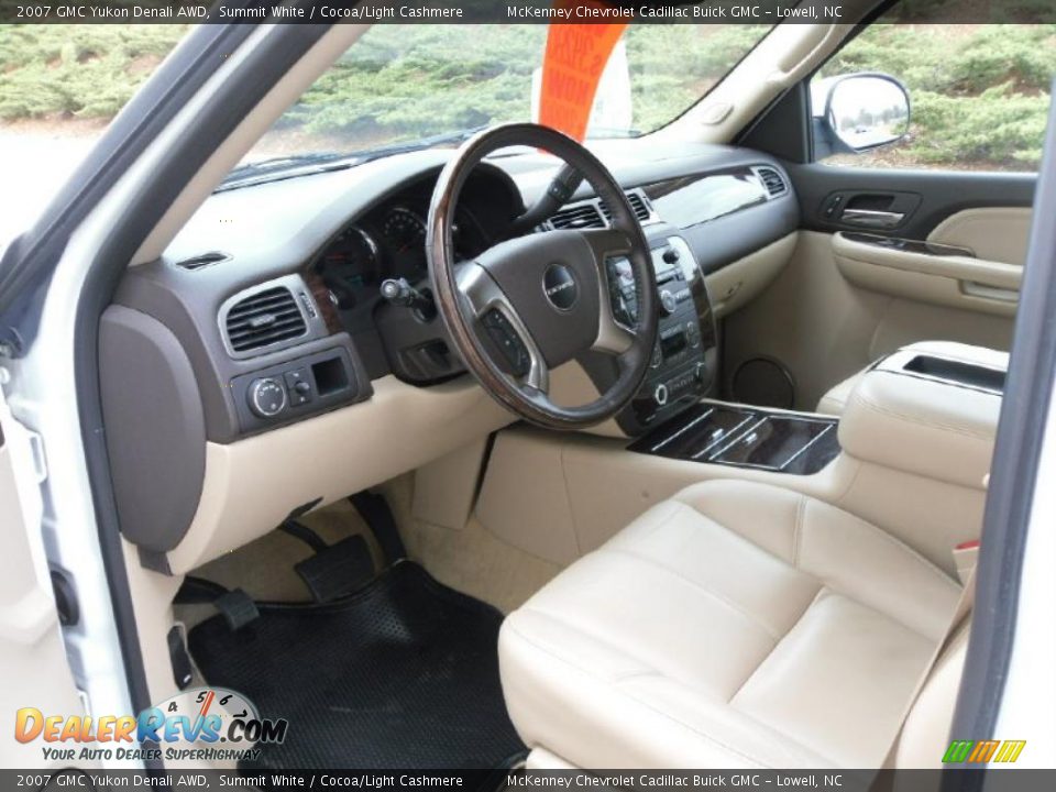 2007 GMC Yukon Denali AWD Summit White / Cocoa/Light Cashmere Photo #27