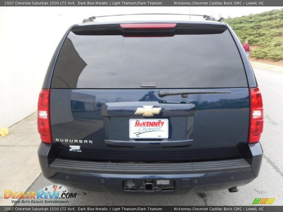 2007 Chevrolet Suburban 1500 LTZ 4x4 Dark Blue Metallic / Light Titanium/Dark Titanium Photo #3