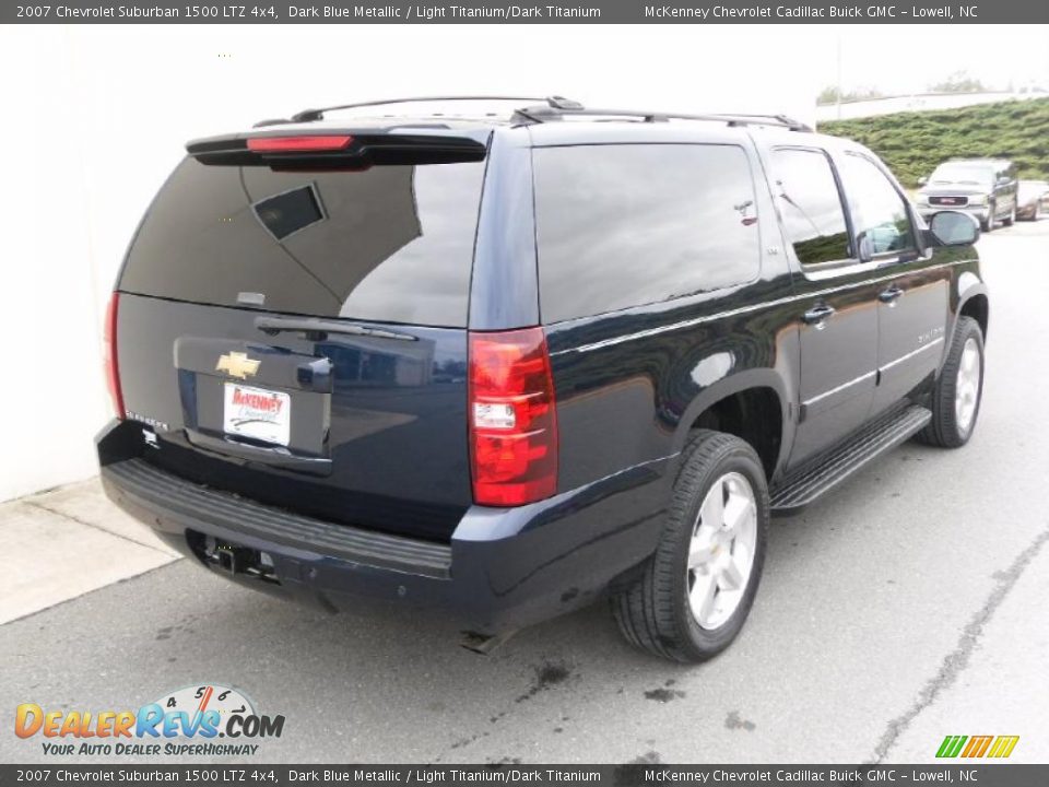 2007 Chevrolet Suburban 1500 LTZ 4x4 Dark Blue Metallic / Light Titanium/Dark Titanium Photo #4
