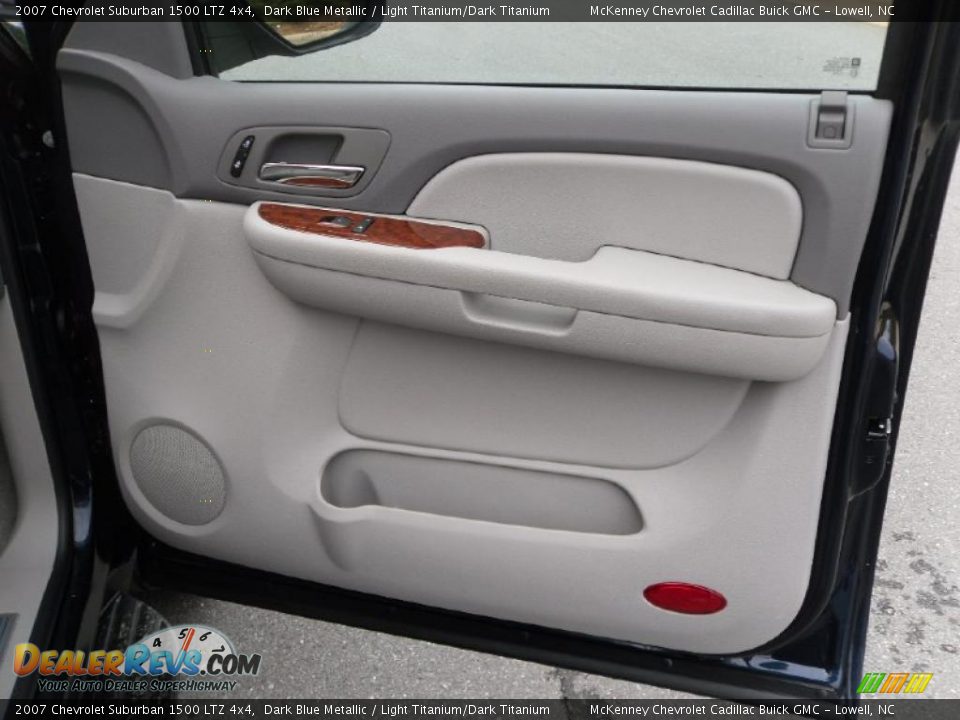 2007 Chevrolet Suburban 1500 LTZ 4x4 Dark Blue Metallic / Light Titanium/Dark Titanium Photo #15