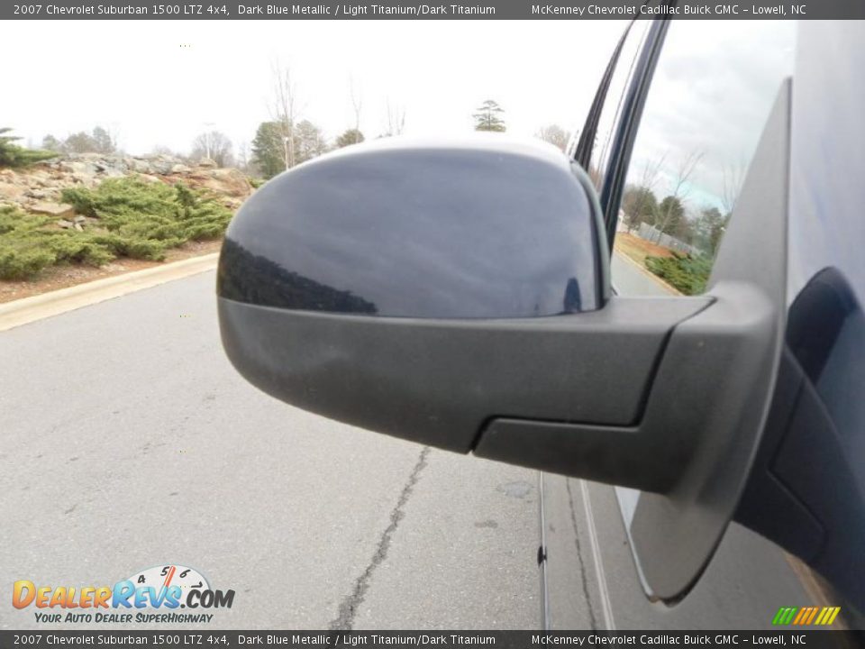 2007 Chevrolet Suburban 1500 LTZ 4x4 Dark Blue Metallic / Light Titanium/Dark Titanium Photo #18