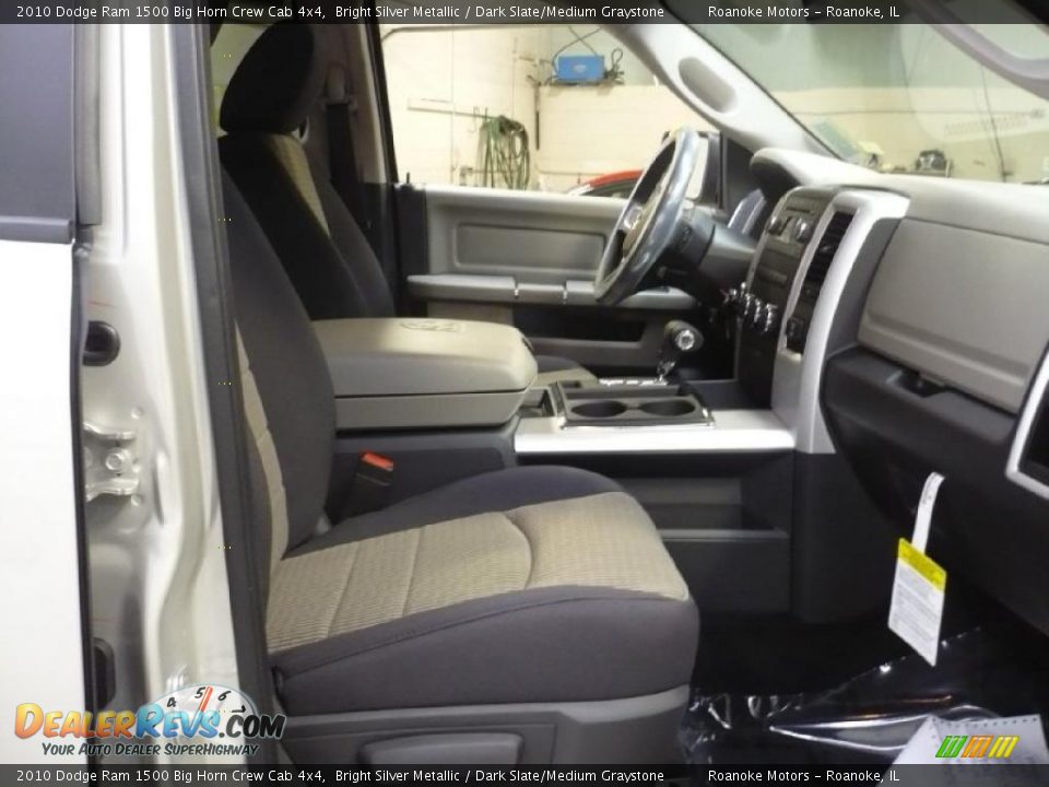 2010 Dodge Ram 1500 Big Horn Crew Cab 4x4 Bright Silver Metallic / Dark Slate/Medium Graystone Photo #7