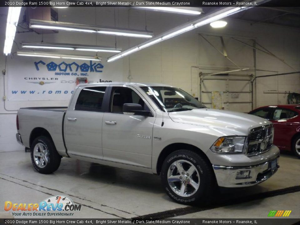 2010 Dodge Ram 1500 Big Horn Crew Cab 4x4 Bright Silver Metallic / Dark Slate/Medium Graystone Photo #22