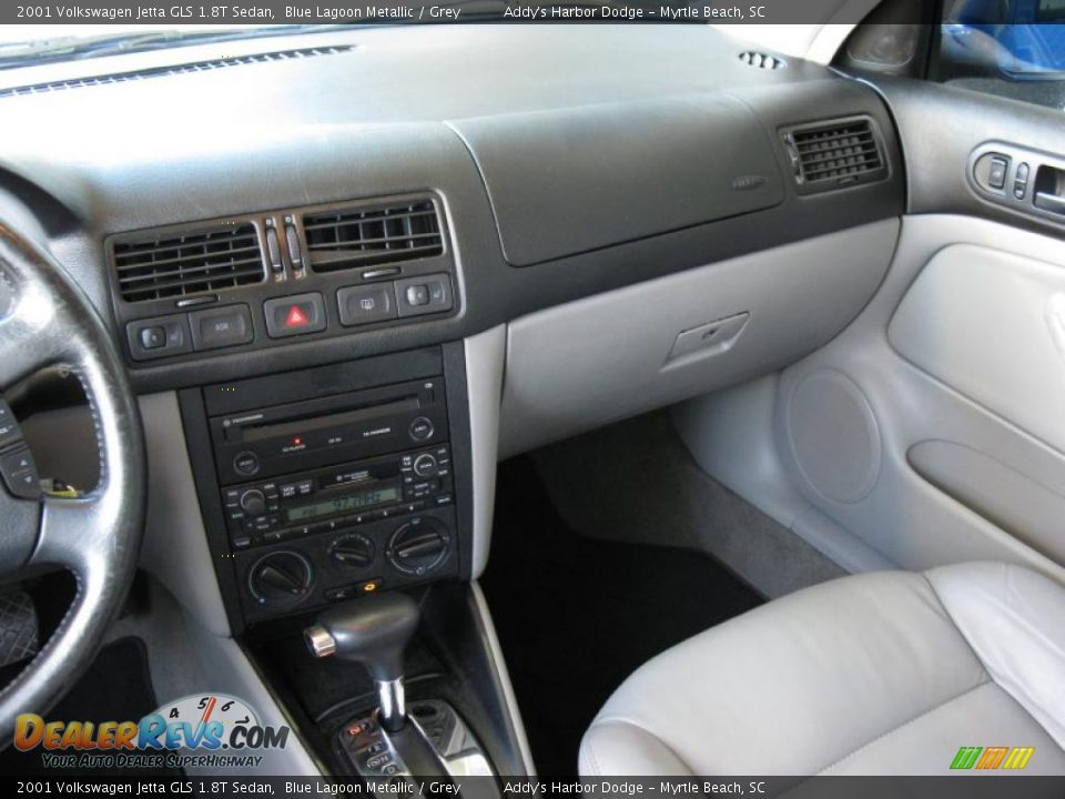 2001 Volkswagen Jetta GLS 1.8T Sedan Blue Lagoon Metallic / Grey Photo #19