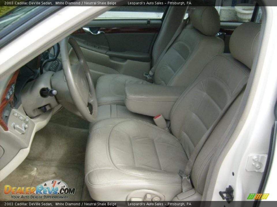 2003 Cadillac DeVille Sedan White Diamond / Neutral Shale Beige Photo #8