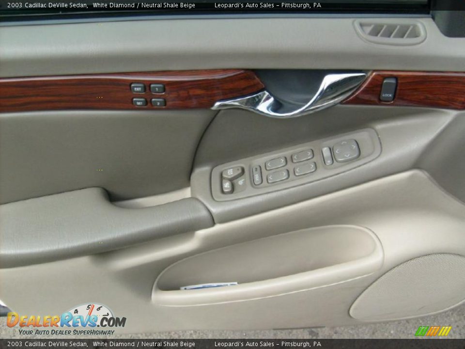 2003 Cadillac DeVille Sedan White Diamond / Neutral Shale Beige Photo #10