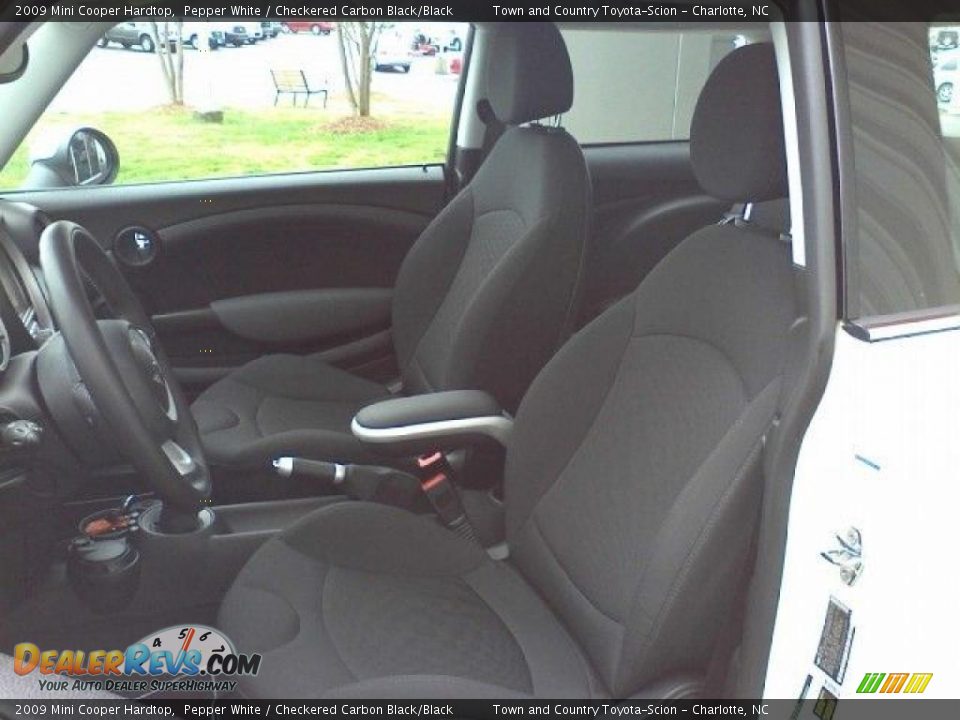 2009 Mini Cooper Hardtop Pepper White / Checkered Carbon Black/Black Photo #6