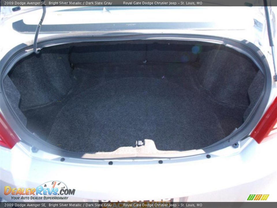 2009 Dodge Avenger SE Bright Silver Metallic / Dark Slate Gray Photo #5