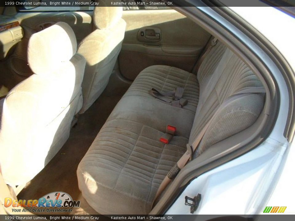 1999 Chevrolet Lumina Bright White / Medium Gray Photo #8