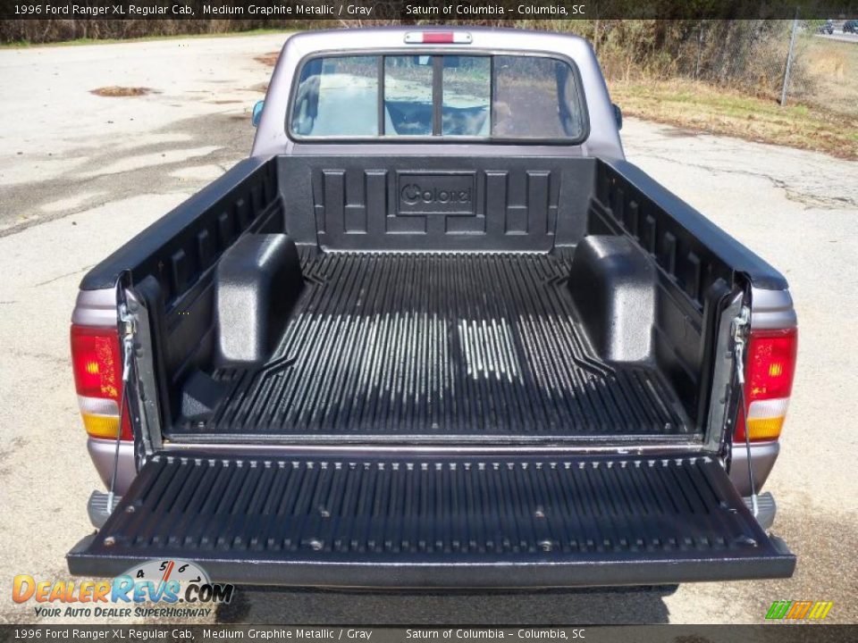 1996 Ford Ranger XL Regular Cab Medium Graphite Metallic / Gray Photo #16