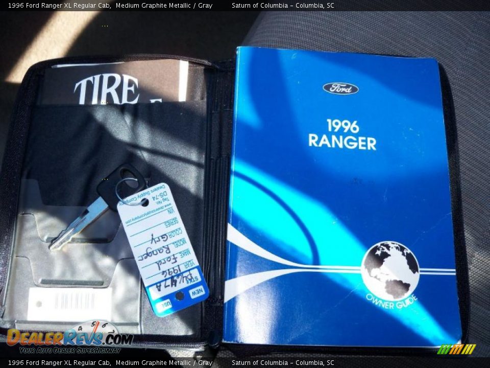 1996 Ford Ranger XL Regular Cab Medium Graphite Metallic / Gray Photo #26