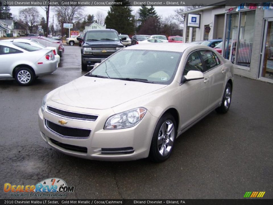 2010 Chevrolet Malibu LT Sedan Gold Mist Metallic / Cocoa/Cashmere Photo #2