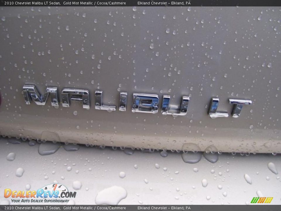 2010 Chevrolet Malibu LT Sedan Gold Mist Metallic / Cocoa/Cashmere Photo #9