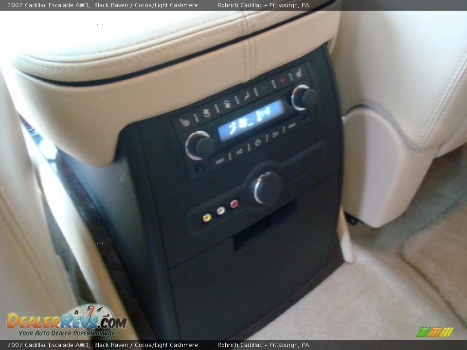 2007 Cadillac Escalade AWD Black Raven / Cocoa/Light Cashmere Photo #14
