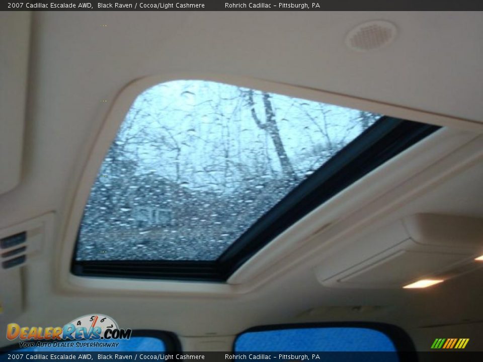 2007 Cadillac Escalade AWD Black Raven / Cocoa/Light Cashmere Photo #17