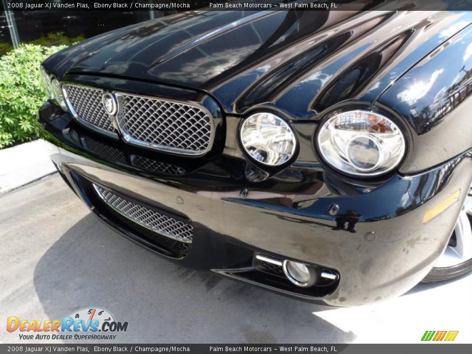 2008 Jaguar XJ Vanden Plas Ebony Black / Champagne/Mocha Photo #6
