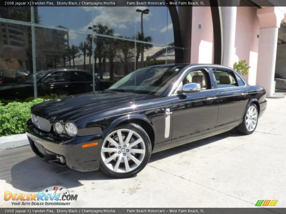2008 Jaguar XJ Vanden Plas Ebony Black / Champagne/Mocha Photo #7