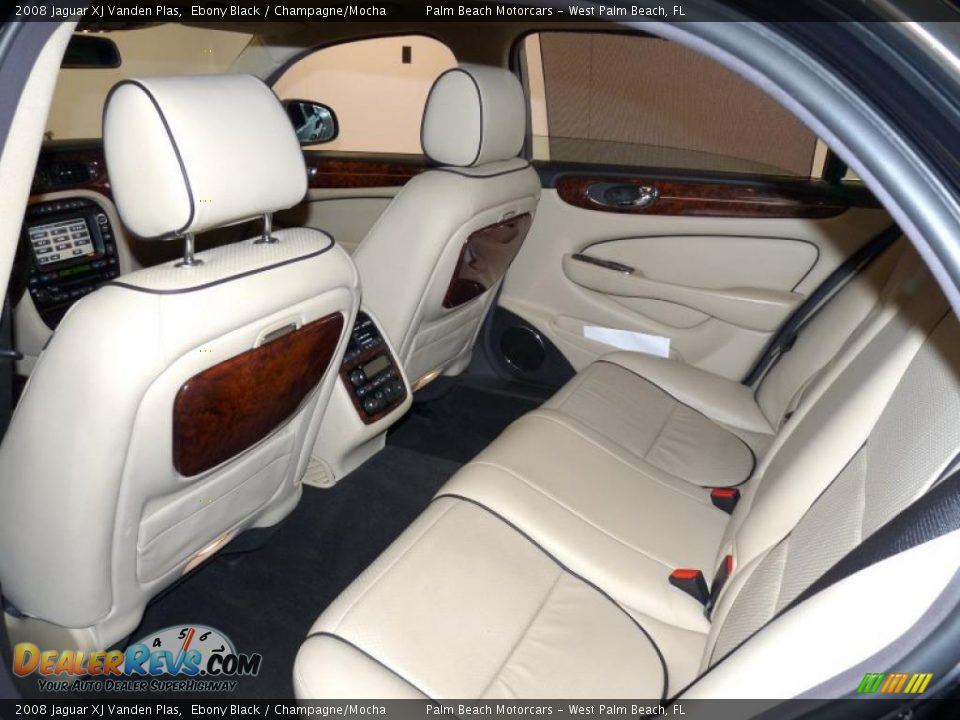 2008 Jaguar XJ Vanden Plas Ebony Black / Champagne/Mocha Photo #15