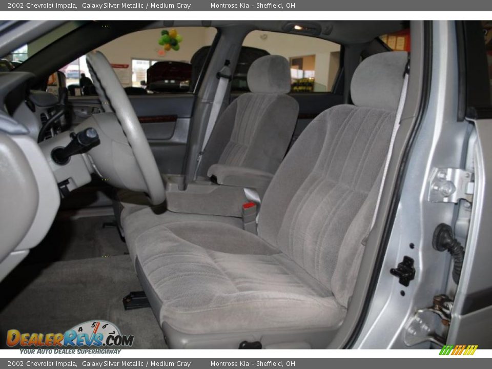 2002 Chevrolet Impala Galaxy Silver Metallic / Medium Gray Photo #16