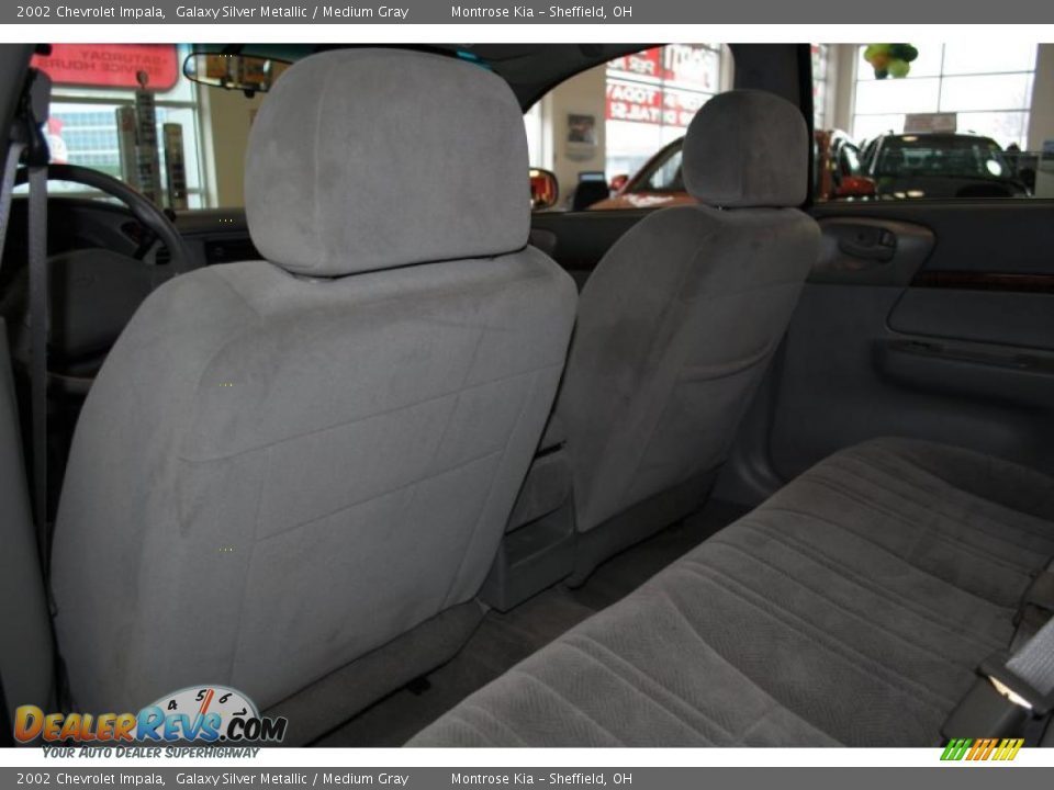2002 Chevrolet Impala Galaxy Silver Metallic / Medium Gray Photo #17